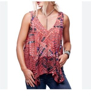 NWT!! Free People Day Dreamers Print Tank Top
Cami Blouse Handkerchief Hem Red